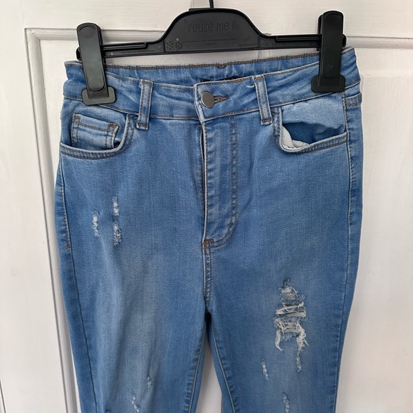 BOOHOO Petite Size 8 Blue Ripped Skinny Jeans - Picture 6 of 12